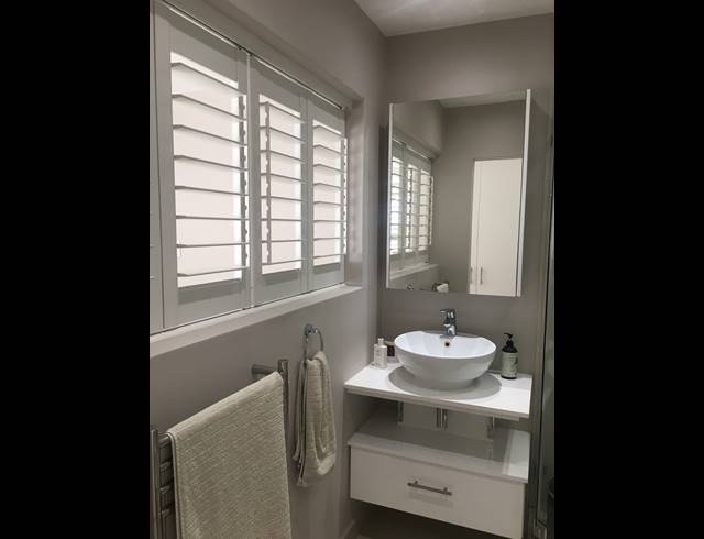2 BEDROOM APARTMENT TO LET IN GREEN POINT
